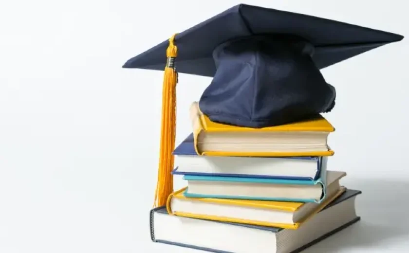 scholarship_1x2