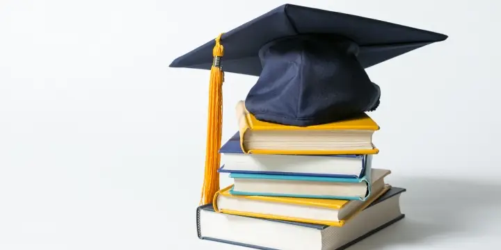 scholarship_1x2