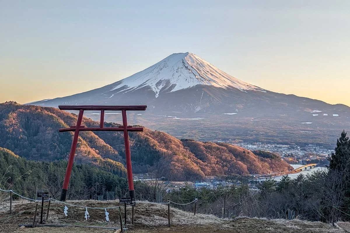 Kawaguchi-Asama-Shrine-with-mt-fuji-in-the-back-Japan-2